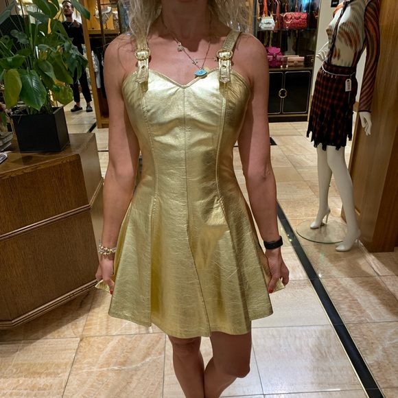 Meet your Posher, Petra - Picture 7 of 8